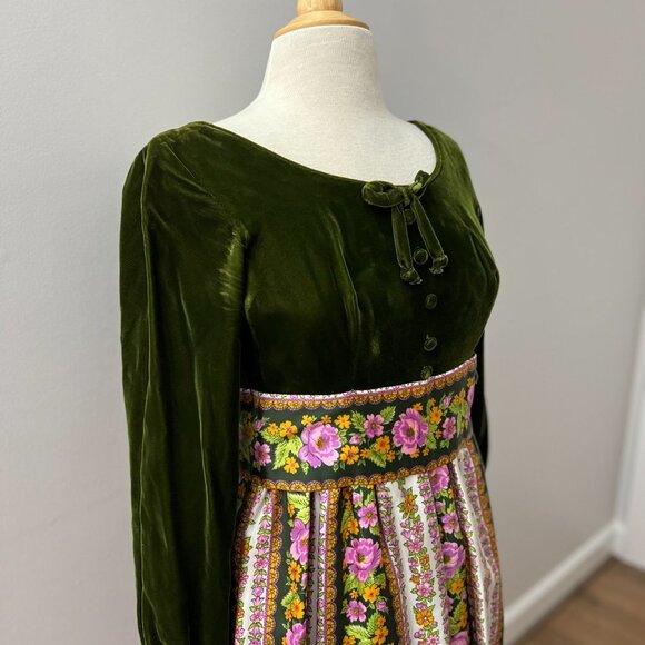 Vintage 70s Velvet Floral Cottage Prairie Peasant Maxi Dress Sz S - Picture 2 of 14